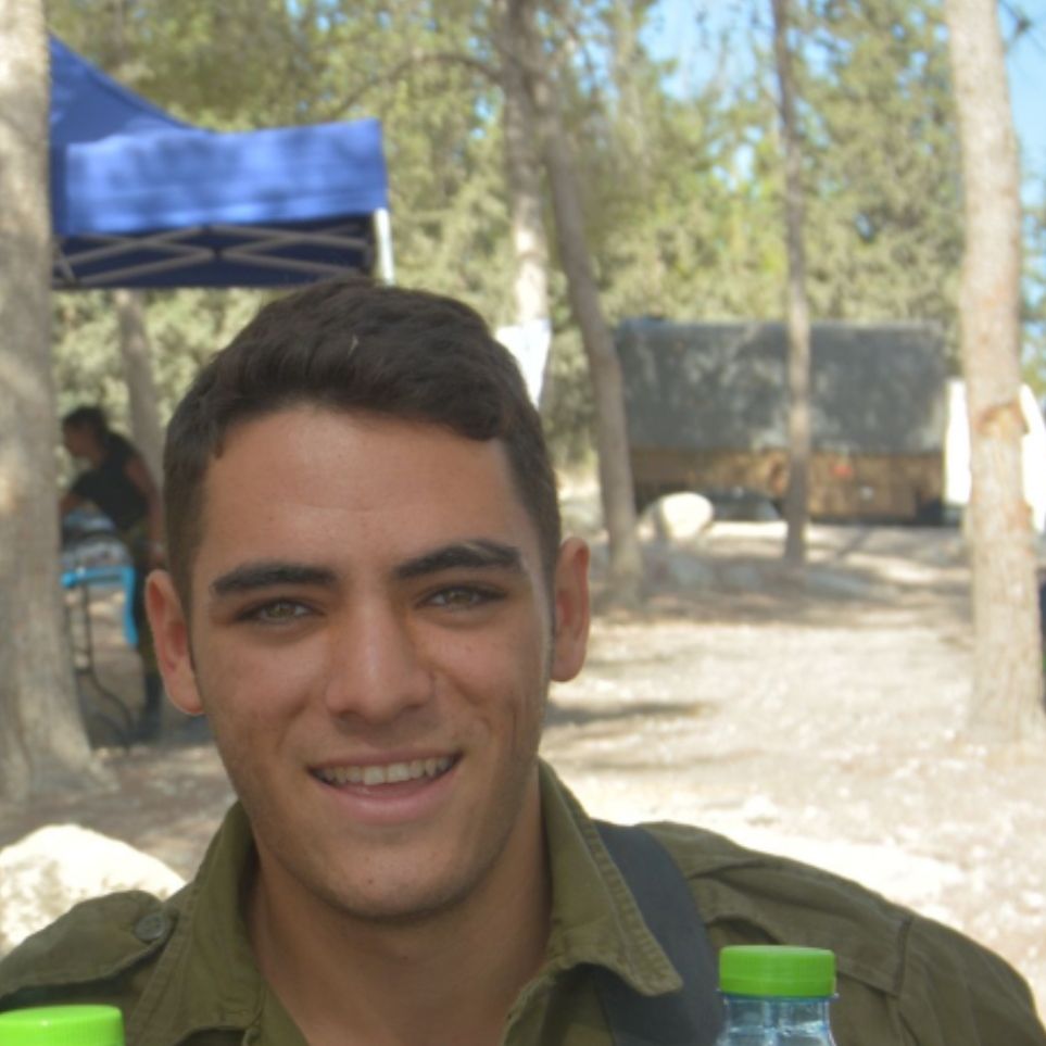 רום הכט