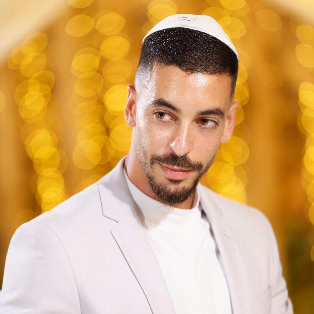 אבי בוזגלו
